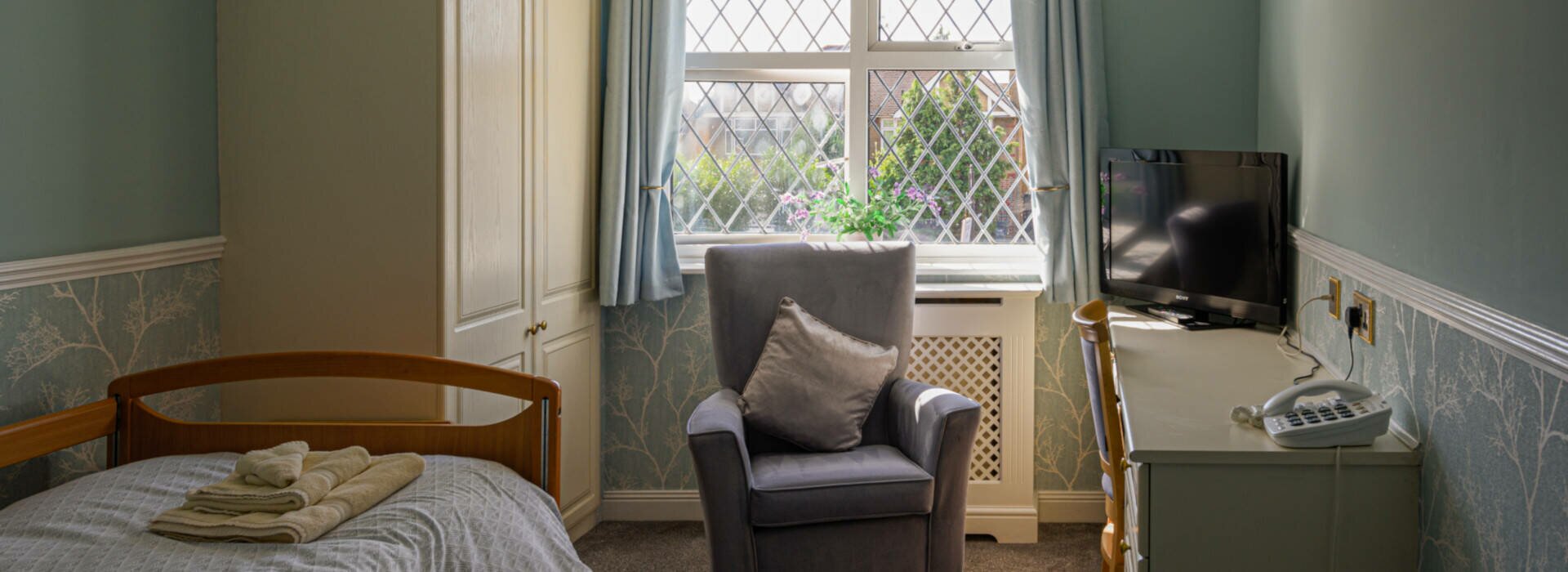 care home near me enfield